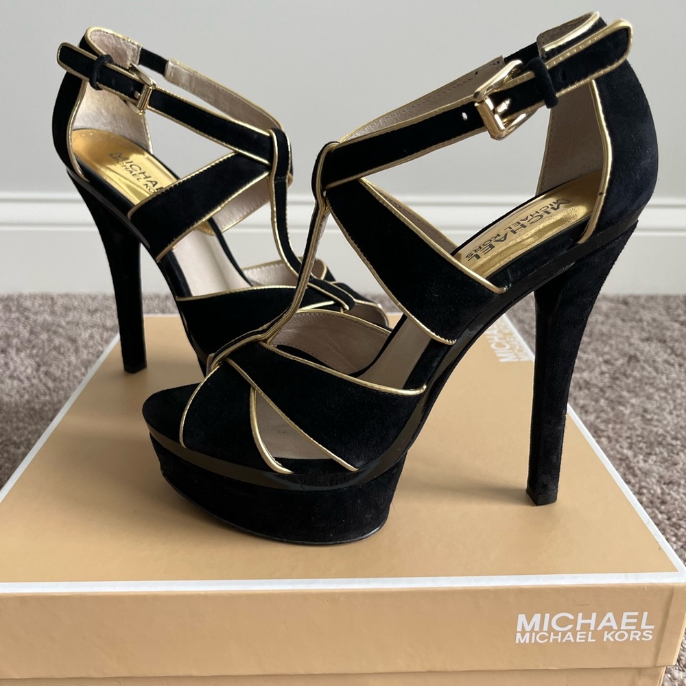 MK stiletto heel